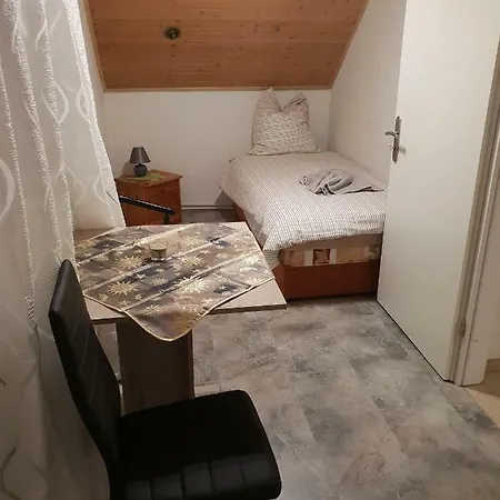 Gastehaus Am Nussbaum Affittacamere *