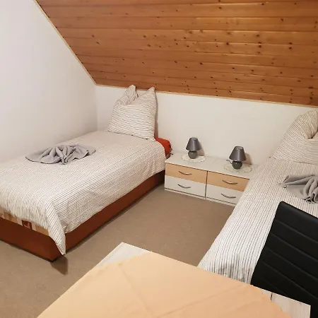 Gastehaus Am Nussbaum * Büdingen